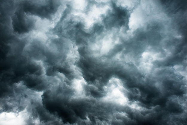 Vollbild von Sturmwolken