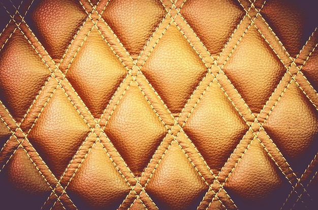 Vollrahmenbild aus gemustertem braunem Leder