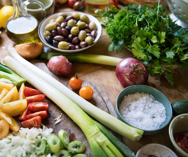 Foto vorbereitung der mischgemüselebensmittelphotographie-rezeptidee