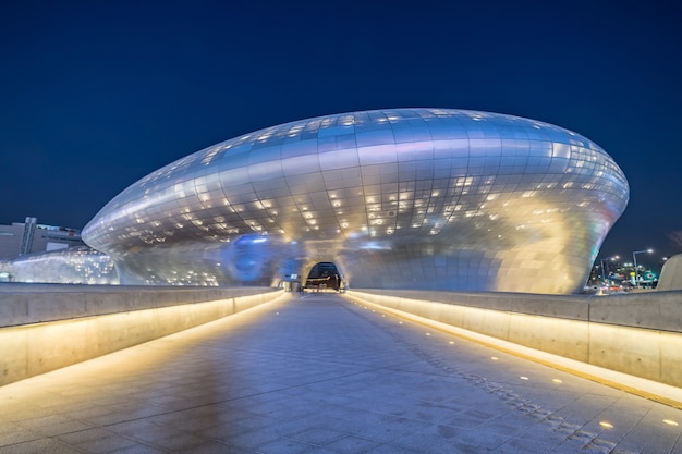 Vorderansicht des Dongdaemun Design Plaza