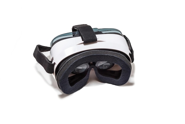 VR AR 360 Virtual-Reality-Brille Karton für Mobiltelefon isoliert auf weißem Hintergrund Gerät zum Ansehen von Filmen für Reisen und Unterhaltung im 3D-Raum