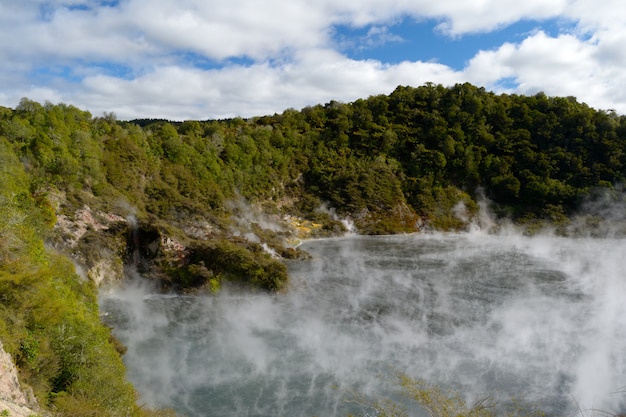 Vulkanische Aktivität der Geothermie in Neuseeland