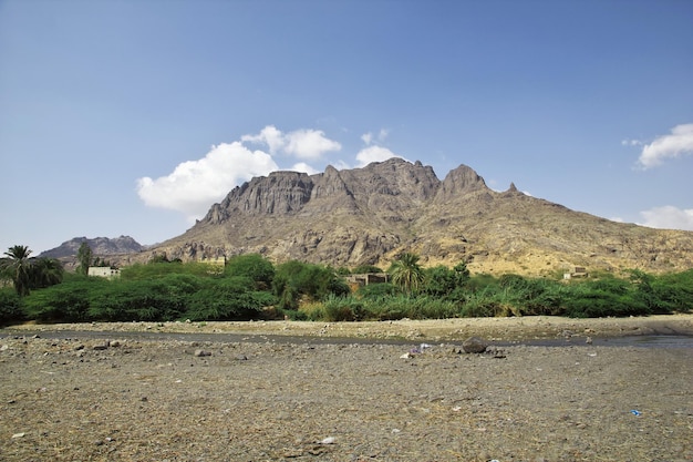 Wadi Sara nas montanhas Iémen