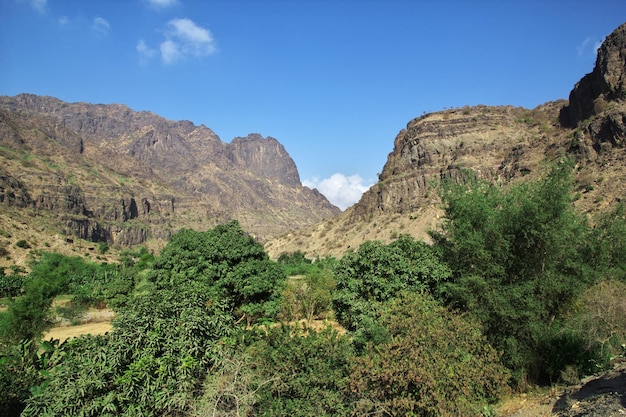 Wadi sara nas montanhas iémen