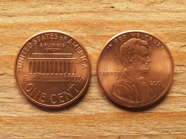 Währung der USA 1-Cent-Münze auf der Vorderseite mit Lincoln-Portrait