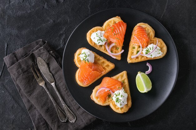 Wafer mit gesalzenem Lachs