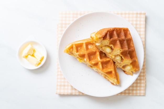 Waffel mit Puddingcreme