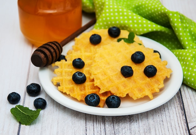 Waffeln mit Heidelbeeren