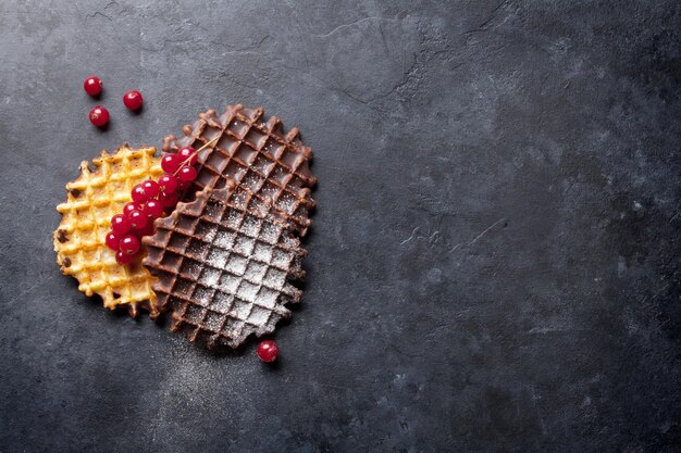 Waffeln und Beeren