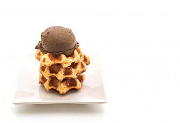 waffle com sorvete de chocolate