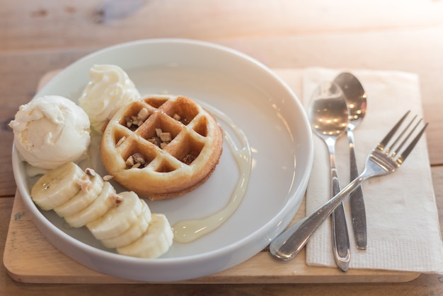 waffle y helado