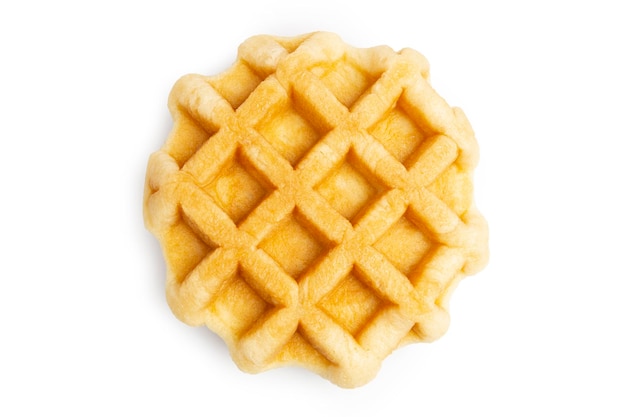Waffle de mantequilla redondo recién horneado aislado sobre fondo blanco Trazado de recorte