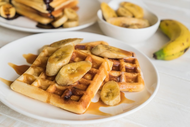 waffle de plátano con caramelo