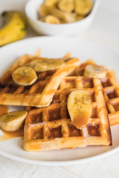 waffle de plátano con caramelo