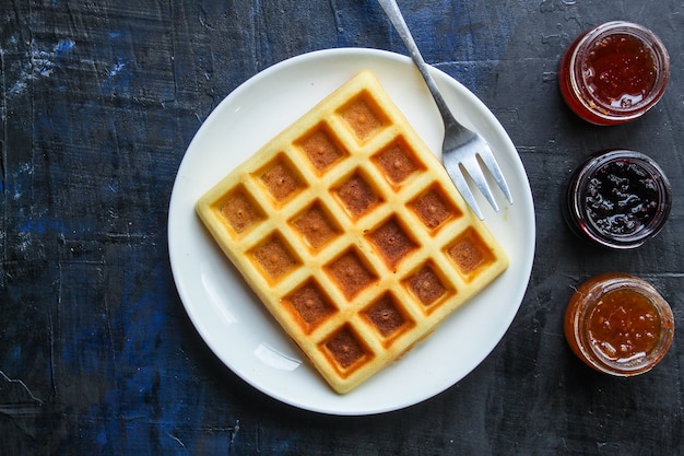 Waffles belgas ou vienenses deliciosa sobremesa doce