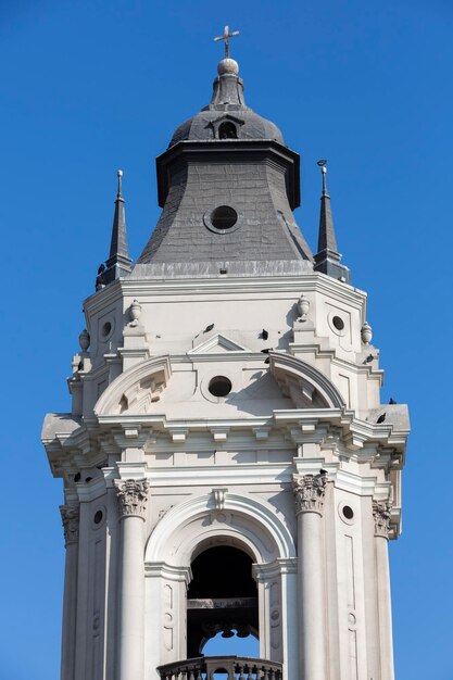 Wahrzeichen der Kirche San Francisco in Lima Peru