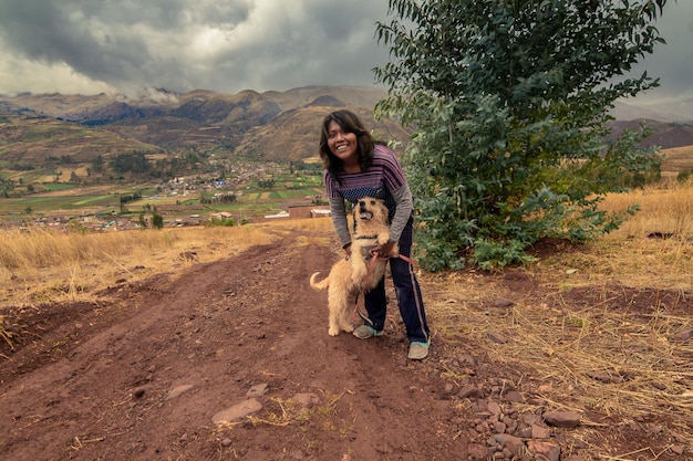 Wandern mit süßen Landhunden