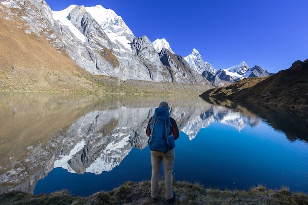 Wanderszene in Cordillera Bergen, Peru