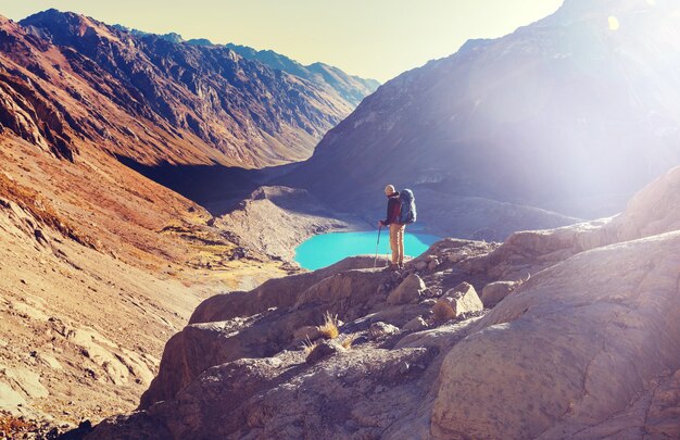 Wanderszene in den Bergen der Cordillera, Peru