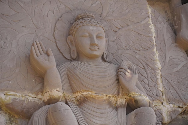 Foto wandskulptur des buddha-gottes