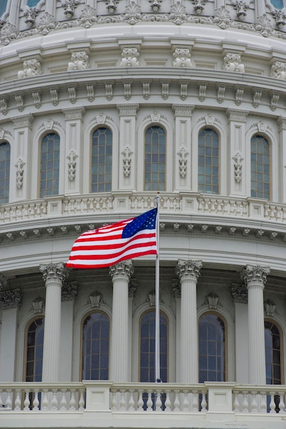 Foto washington dc capital detalle con bandera americana