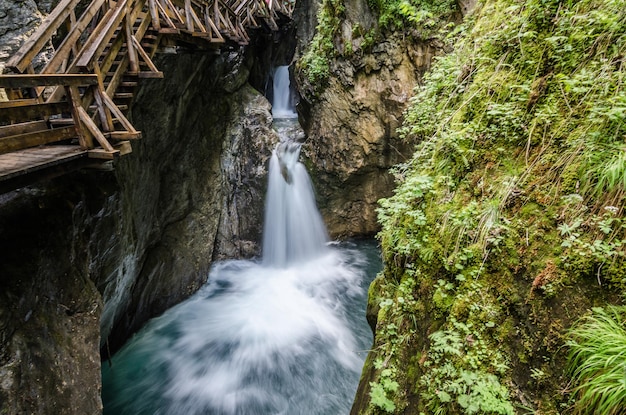 Wasserfall beim Wandern