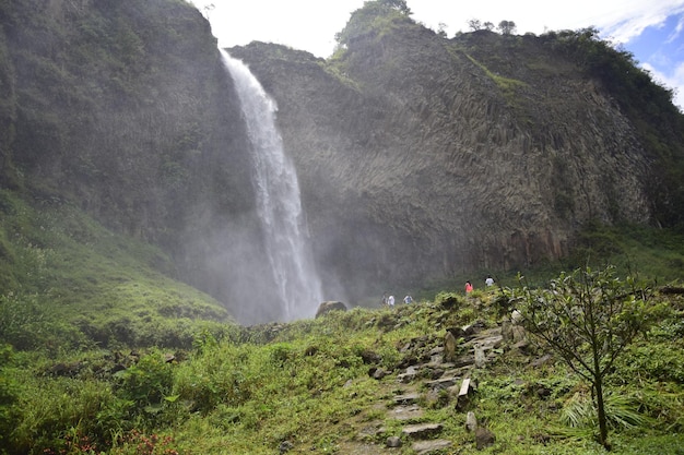 Wasserfall Cascada Manto de la Novia in Banos de Agua Santa Banos