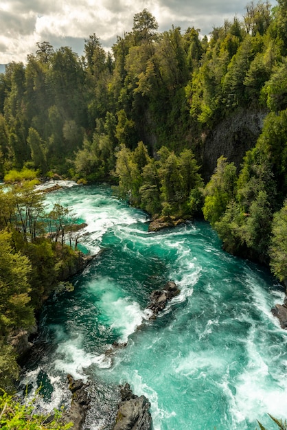 Wasserfall Huilo Huilo Pangulipulli Provinz Valdivia Los Lagos Chile Patagonien