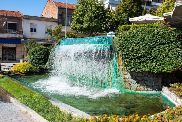 Wasserfall in Kerkyra Korfu-Stadt auf der Insel.