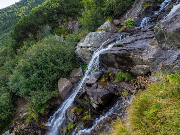 Wasserfall unter dem Gipfel des Hoverla