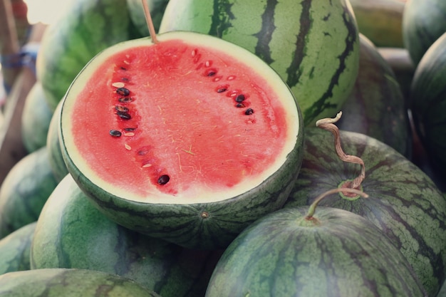 Wassermelone auf der Straße Essen