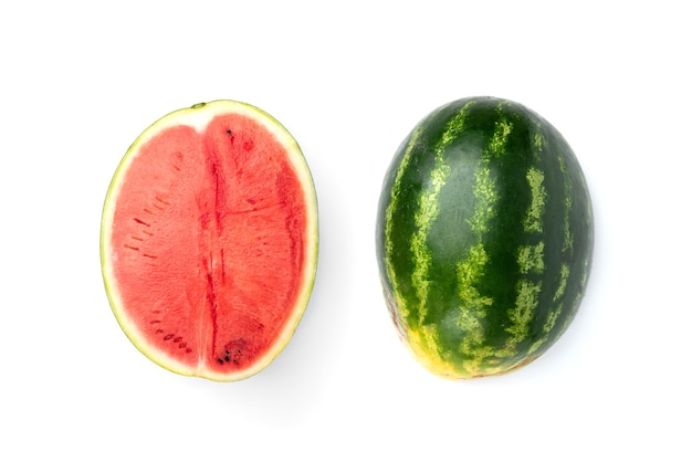 Wassermelone isoliert auf weiß.