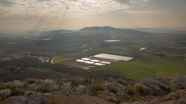 Wasserpoolfelder in Israel unter der Sonne