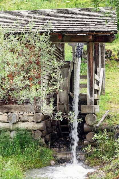 Wasserradmühle im Mühlental (Longiaru, St. Martin in Badia)