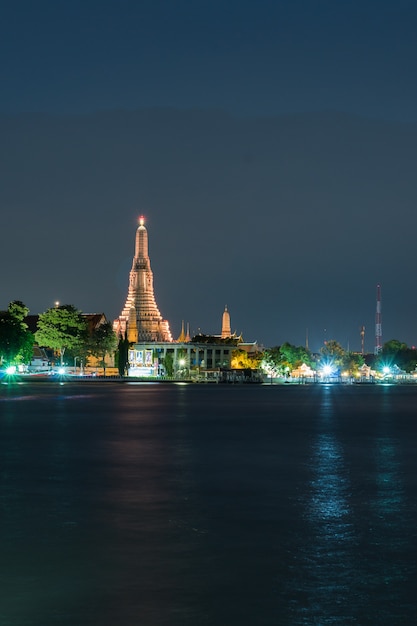 Wat Arun durante el Crepúsculo