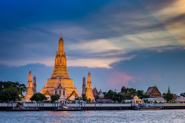 Wat Arun Wahrzeichen in Bangkok City Thailand