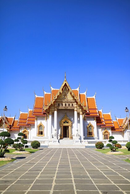 Wat Benchamabophit Dusitvanaram o el templo de mármol en Bangkok, Tailandia