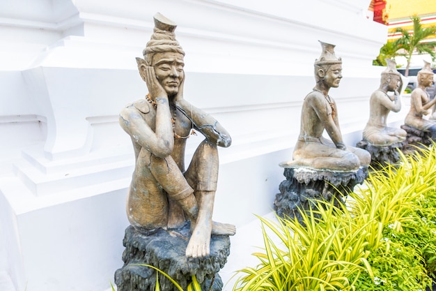 Wat Pho es el templo más famoso de Tailandia para turistas en Bangkok, Tailandia