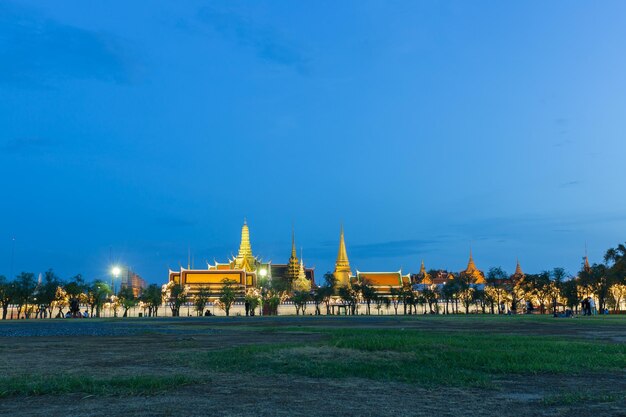 Wat Phra Kaew à noite