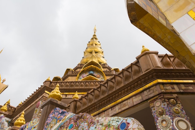 Wat Phra que Pha Sorn Kaew, Tailândia