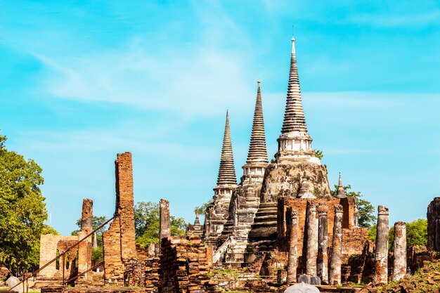 Wat Phra Si Sanphet es una popular atracción turística en Ayutthaya Tailandia.
