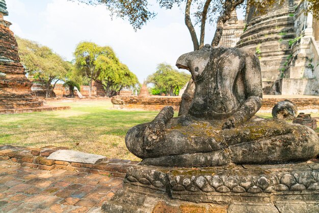 Wat Phra Sri Sanphet Tempel im Bezirk des Sukhothai Historical Park ein UNESCO-Weltkulturerbe in Thailand
