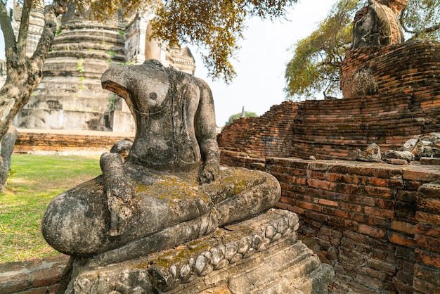 Wat phra sri sanphet tempel im bezirk des sukhothai historical park ein unesco-weltkulturerbe in thailand