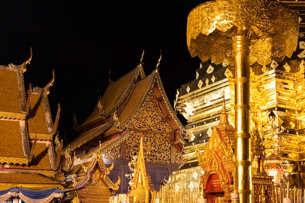 Foto wat phra that doi suthep en chiang mai wat thai