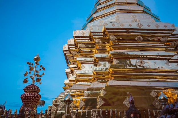 Wat Phra That Doi Suthep es un templo budista Theravada