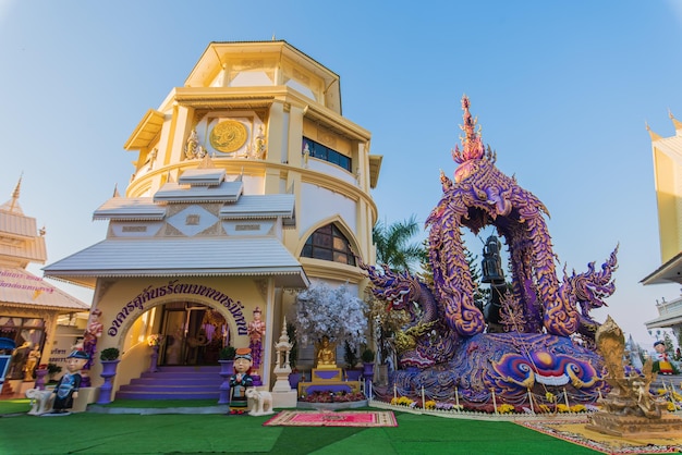 Wat Phra That Doi Wao. Skywalk está em construção.