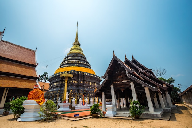 Wat Phra That Lampang Luang é um templo budista em Lampang na província de Lampang, Tailândia.