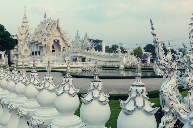 Wat Rong-Khun, Nordthailand