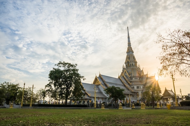 Wat Sothon Wararam Worawihan en Chachoengsao, Tailandia