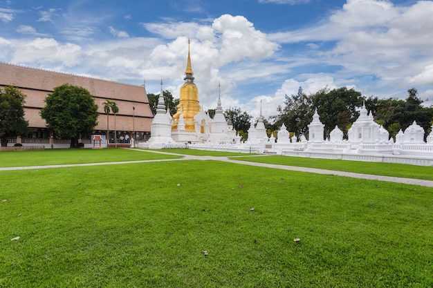 Wat Suan Dok es un hermoso y antiguo templo en Chiang Mai, provincia de Chiag Mai, Tailandia